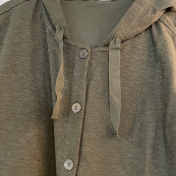 J Jill green NWT xl green button down hoodie - Picture 3 of 4